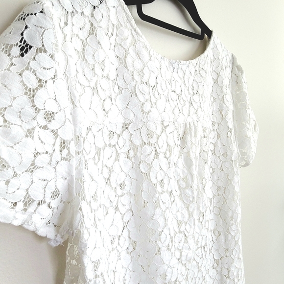 New York & Company | Cotton Floral Lace Shirt - Picture 4 of 5